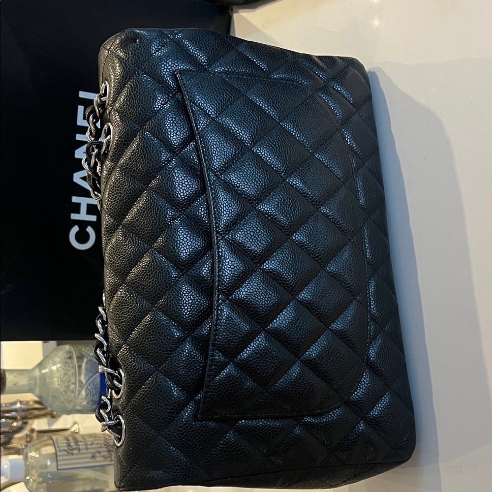 CHANEL Jumbo Caviar Black Quilted Leather Shoulder Bag with Silver Hardware - Picture 2 of 12
